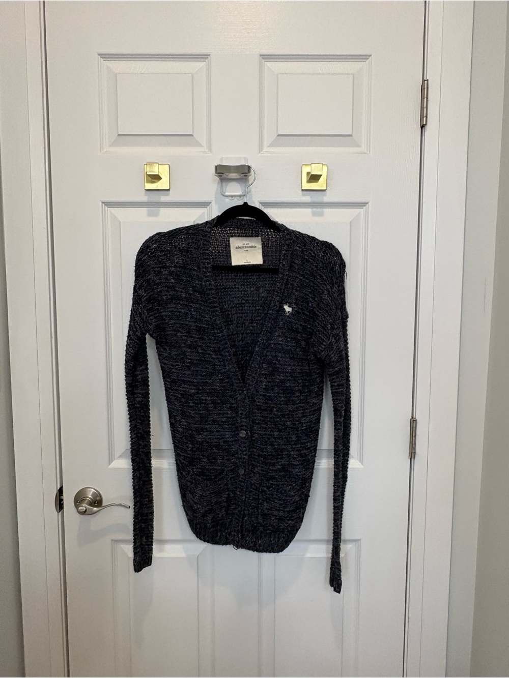 Ambercrombie and Fitch Cozy Dark Charcoal V-Neck Button Cardigan Sweater. Kids